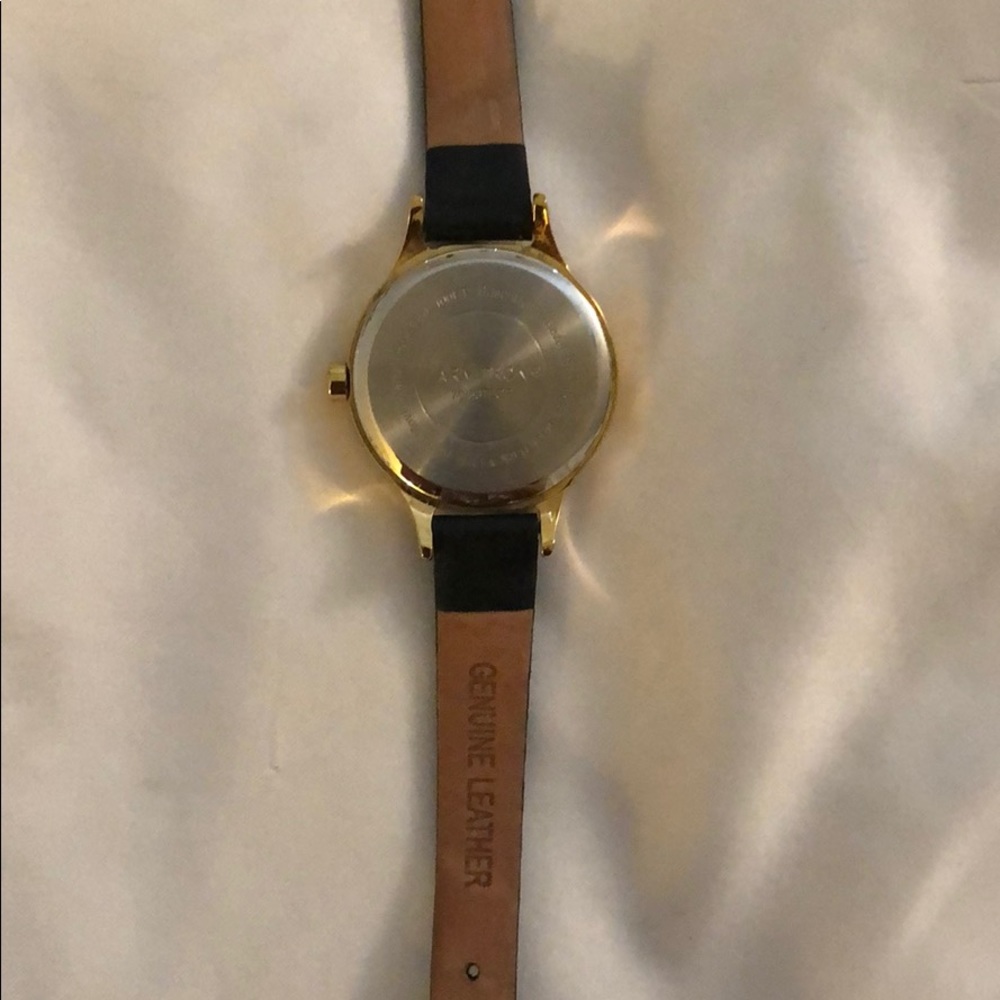 Armitron Watch - Picture 3 of 4